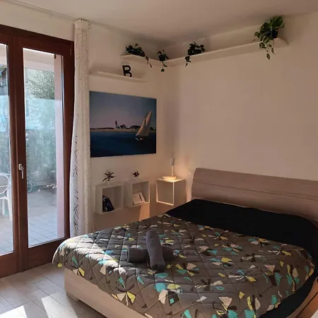 דירה Promo! Airport And Station Retreat פיזה
